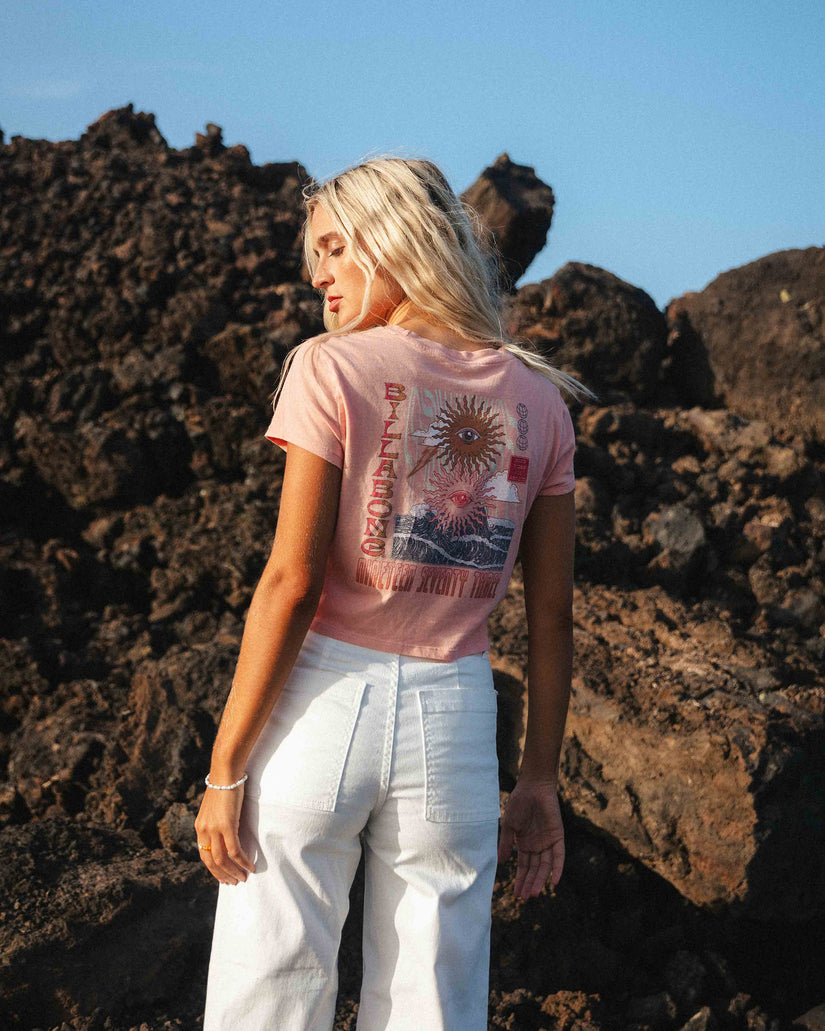 Wave Trip Short Sleeve Tee