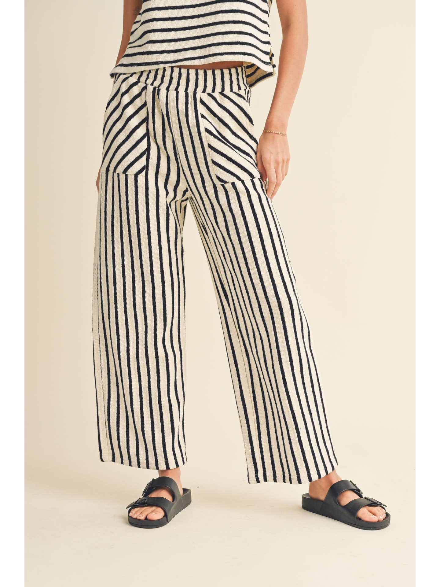 Textured Stripe Knitted Pants