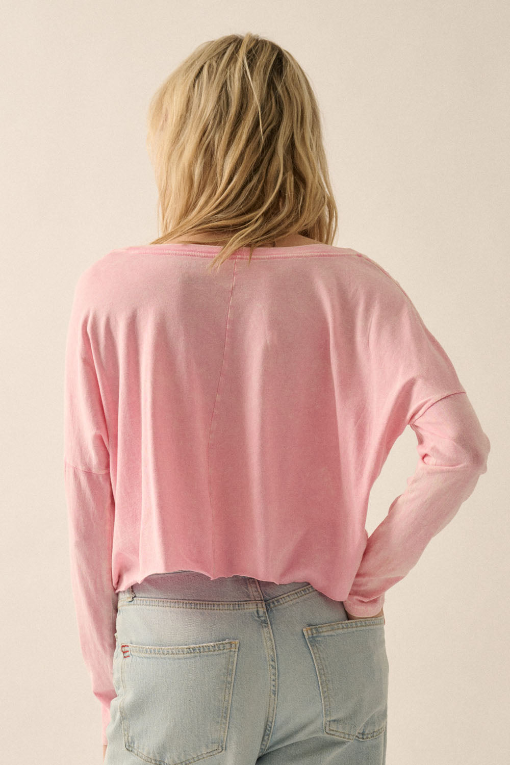 Heart Roses Vintage-Wash Cropped Graphic Tee