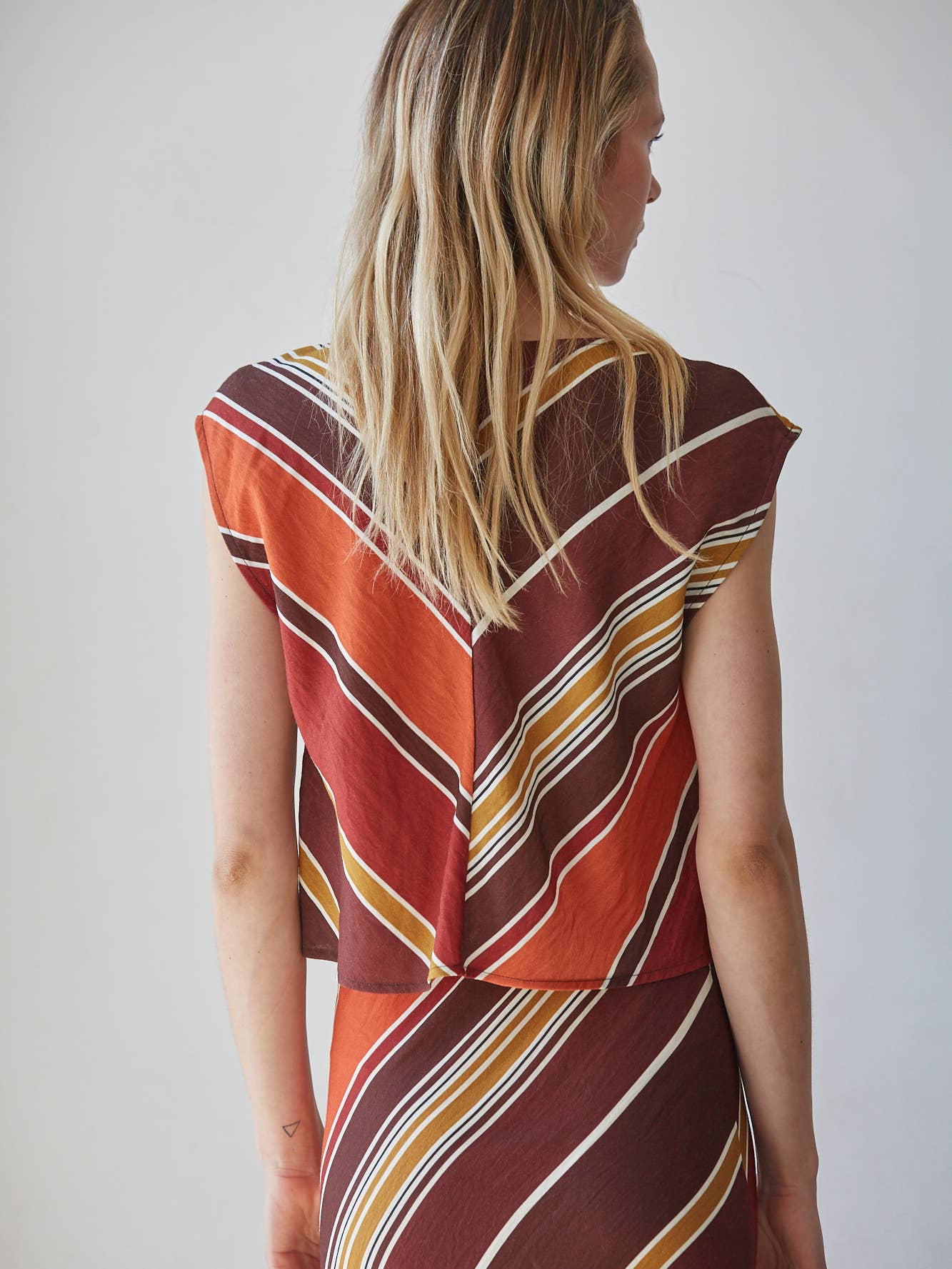 Striped Round Neck Sleeveless Top