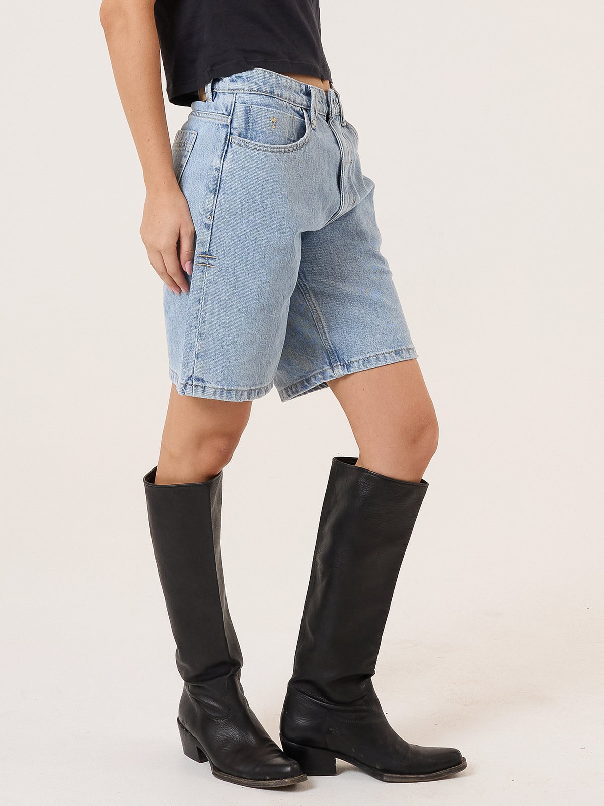 Reagan Home Advantage Slouch Embro Short