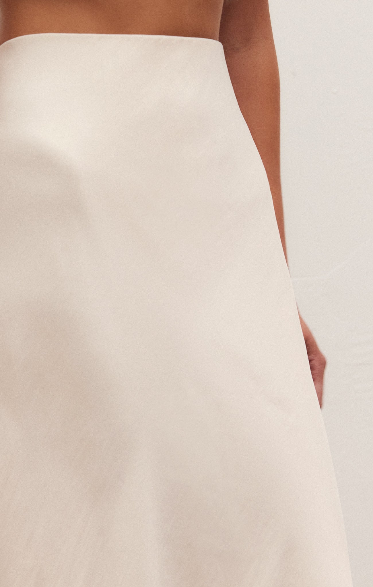 Europa Poly Sheen Skirt