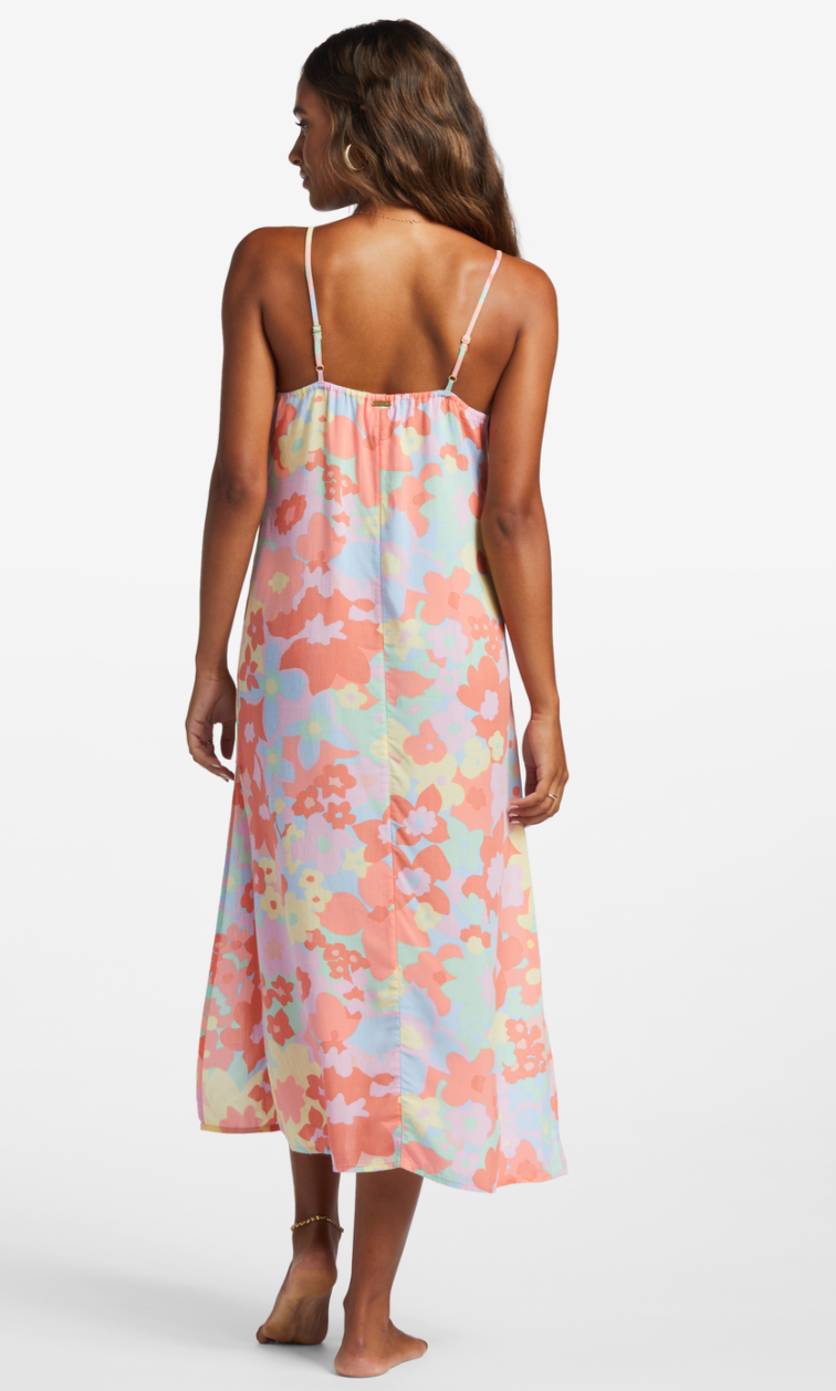 Weekend Waves Midi Dress