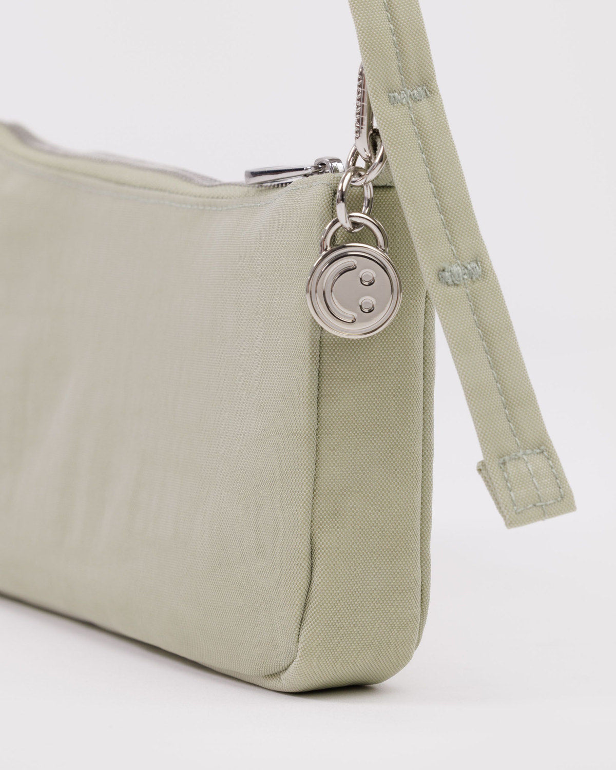 Nylon Pochette