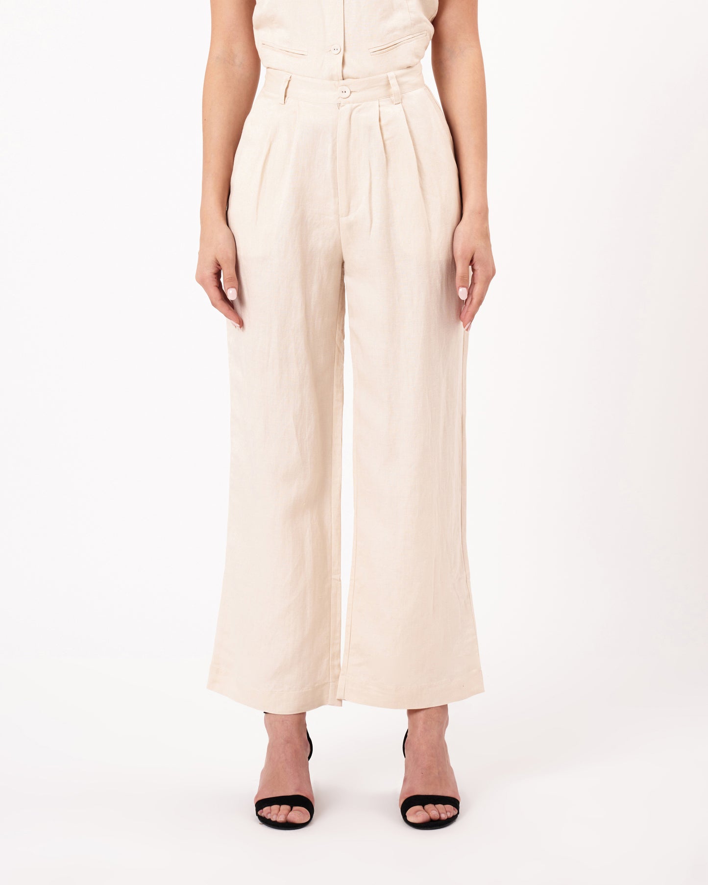 CHLOE PLEAT LINEN