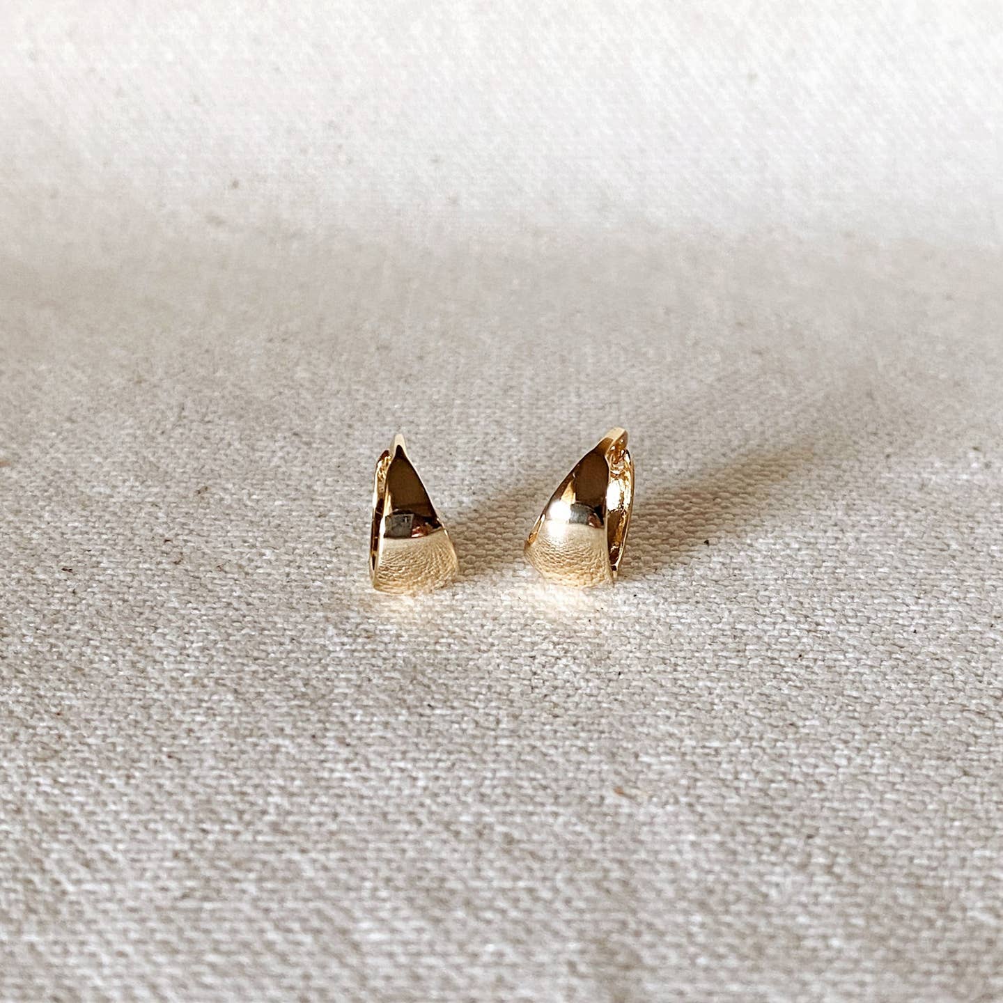 Polished Clicker Hoop Earrings