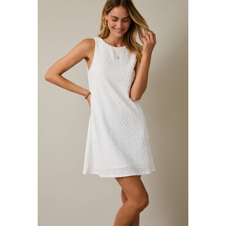 Round Neck Sleeveless Lace Mini Dress