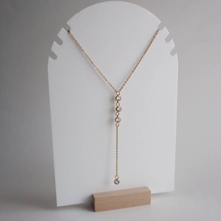 Quinn Lariat Necklace