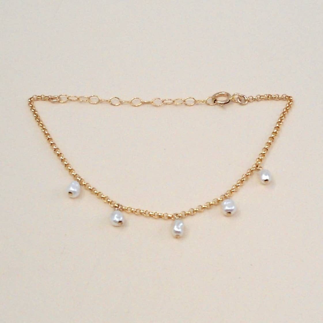 Five Pearl Bracelet