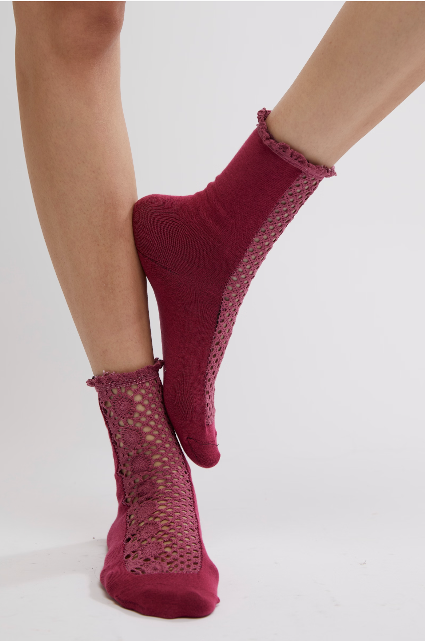 Rubies Crochet Socks