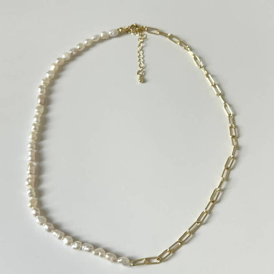 Laumė Necklace