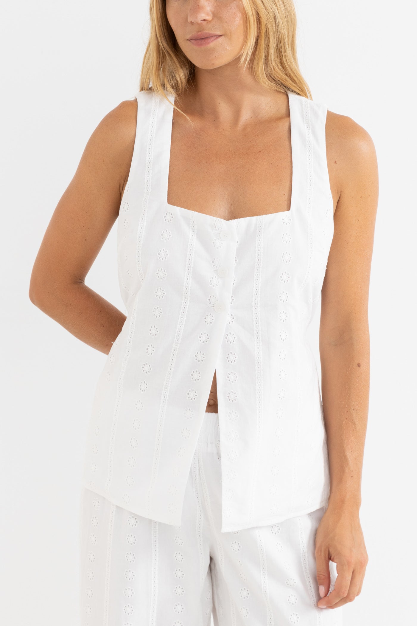 niko long vest