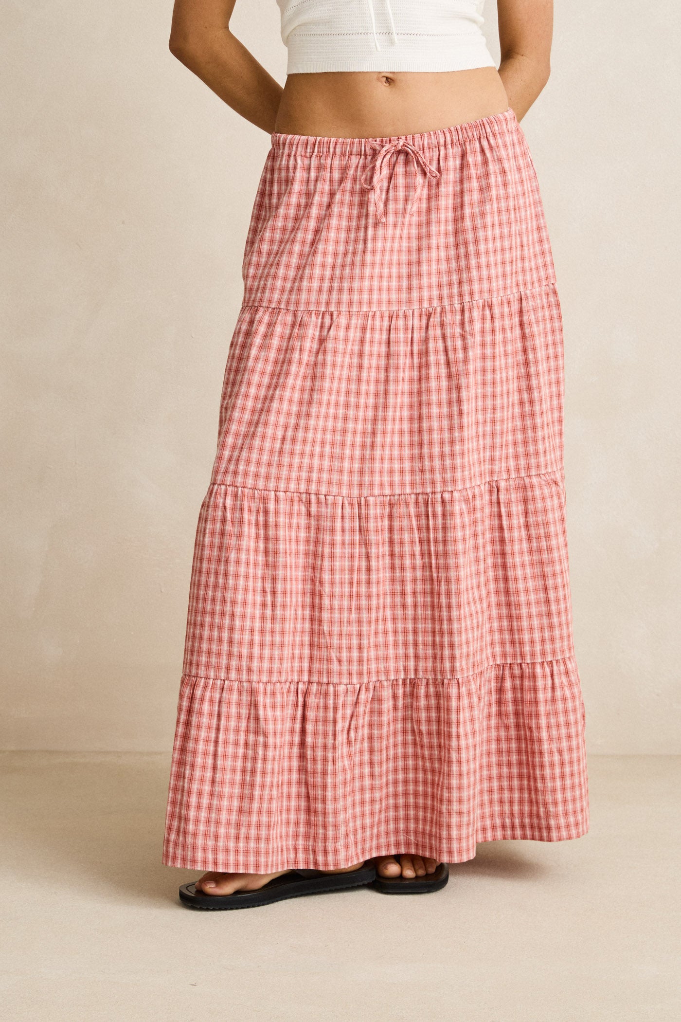 kirra check tiered maxi skirt